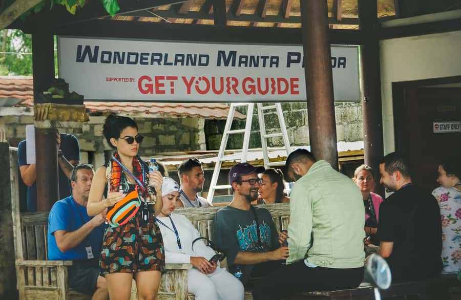 From Bali: Nusa Penida Snorkel 3 Spots w/ GoPro & Kayak tour - Stop 1, Manta Bay: the thrill is real, but sightings are not guaranteed