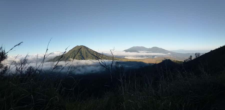 From Bali : The Majestic Mount Ijen Sunrise Trekking - Sunrise Over Kawah Ijen: The Moment the Trek Feels Worth It