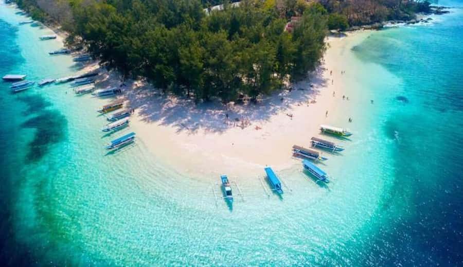 From Lombok: Full-Day Gili Gede, Rengit, & Layar Island Tour - Gili Rengit: calmer, shallow-water snorkeling for easier viewing