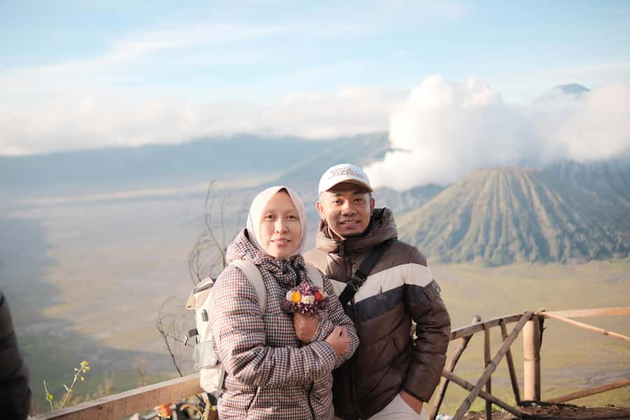 From Malang: 2 Days Bromo and Tumpak Sewu Sharing Tour - Day 2 at Mount Bromo, sunrise timing and crater-edge views