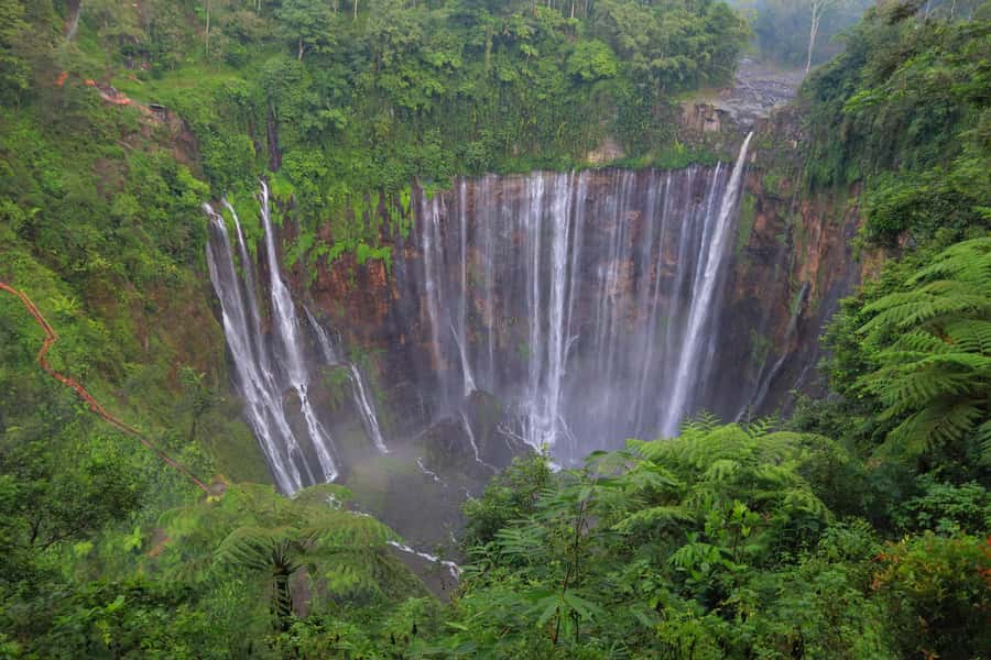 From Malang or Surabaya: Tumpak Sewu Waterfall Group Tour - Tumpak Sewu and Goa Tetes in One Long Day From Malang or Surabaya