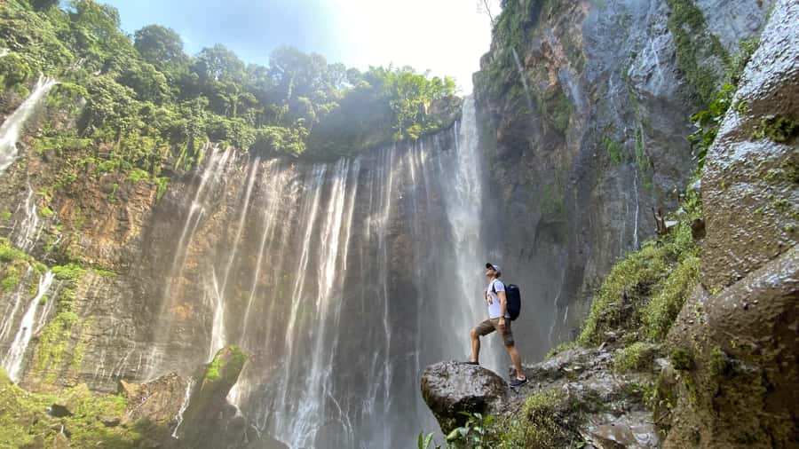 From Malang: Tumpak Sewu Waterfall Day Trip (Sharing) - Group size and comfort, what to expect from a shared day trip