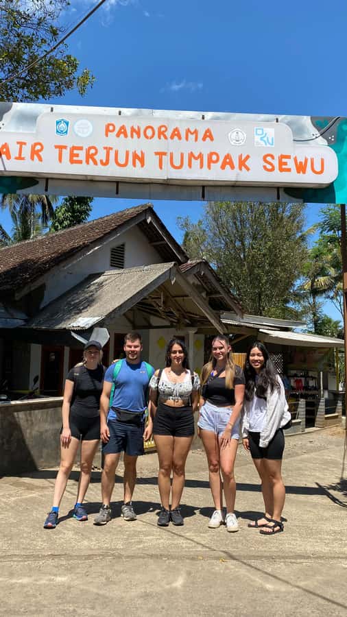 From Malang: Tumpak Sewu Waterfall Sharing Tour - What to Bring (and What to Skip) for Comfort