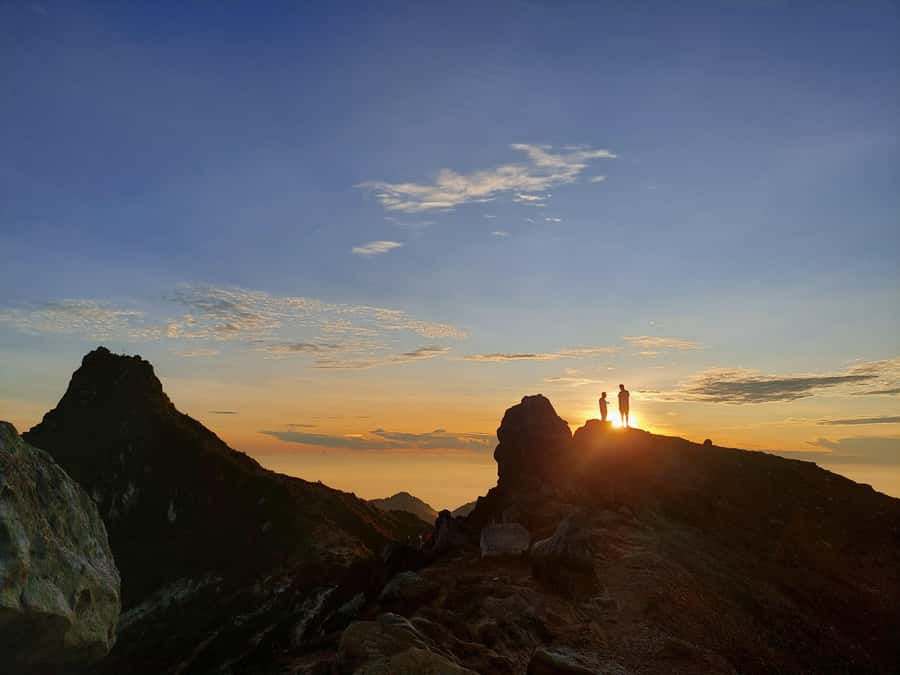From Medan: Mount Sibayak Sunrise Hike & Natural Hot Spring - Visitor area to first climb: settling in for a 105-minute uphill push