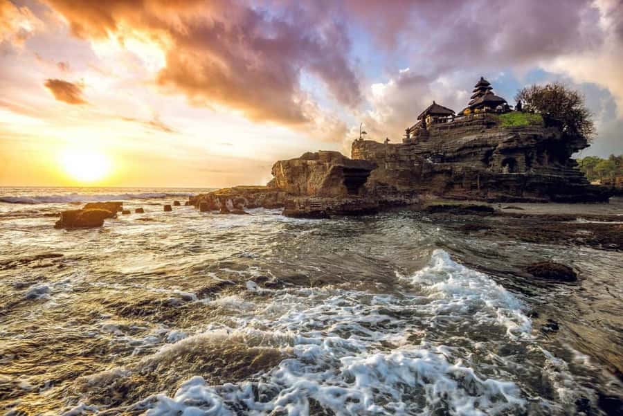 From north bali :Tanah Lot, sangeh forest & Ulun Danu Temple - The 12-hour rhythm: pickup, car time, and why pace matters