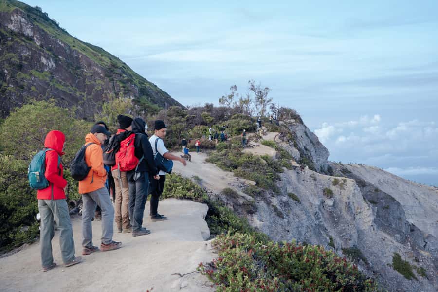 From Probolinggo: 2-Day Mount Bromo and Ijen Volcano Tour - What you see at the top: active volcano energy up close