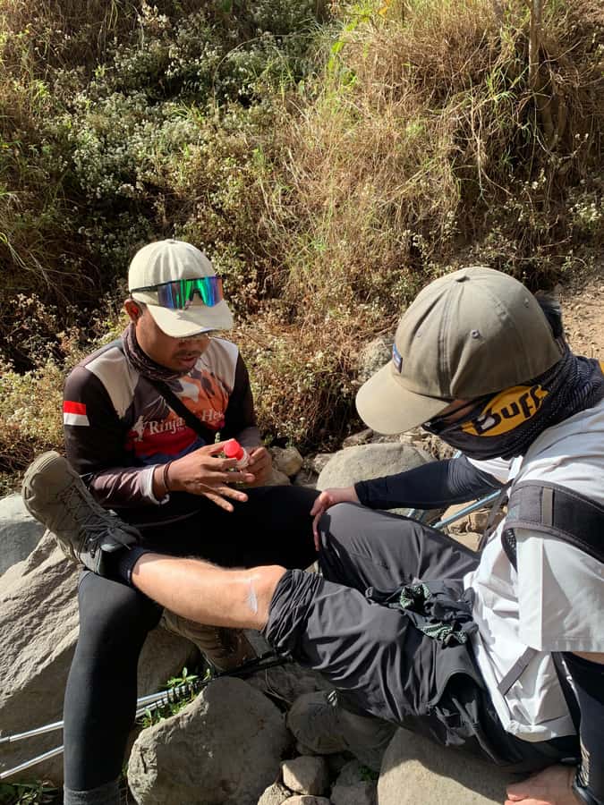 From Senaru: Mount Rinjani 2-Day Trek to Summit - The guide and porter difference you should care about