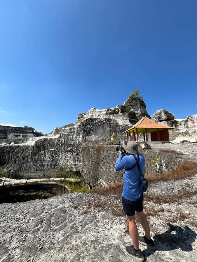 From Surabaya: Half Day Madura Private Tour with Lunch - Arosbaya Pelelangan Caves and Bukit Kapur Arosbaya Views