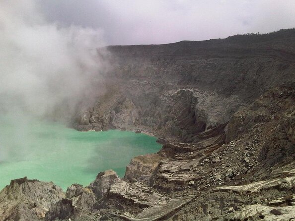 From Surabaya / Malang : Mt Bromo Sunrise - Ijen Blue Fire 3D2N - Key points that make this Bromo sunrise and Ijen Blue Flame trip click