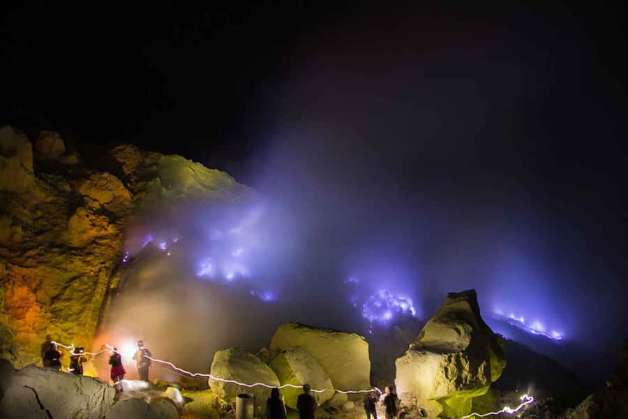 From Surabaya: Mt. Bromo, Ijen, and Tumpak Sewu 3-Day Tour - Checking in near Bromo: why your first night affects everything