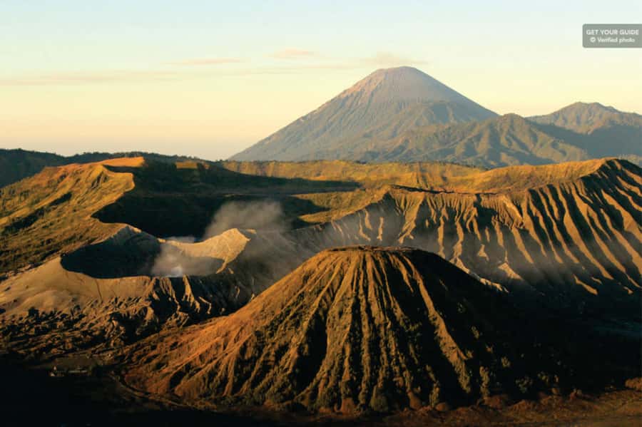 From Surabaya: Mt. Bromo Sunrise Private Trip - Sunrise at Bromo: Setting Expectations for Clouds and Jeep Traffic