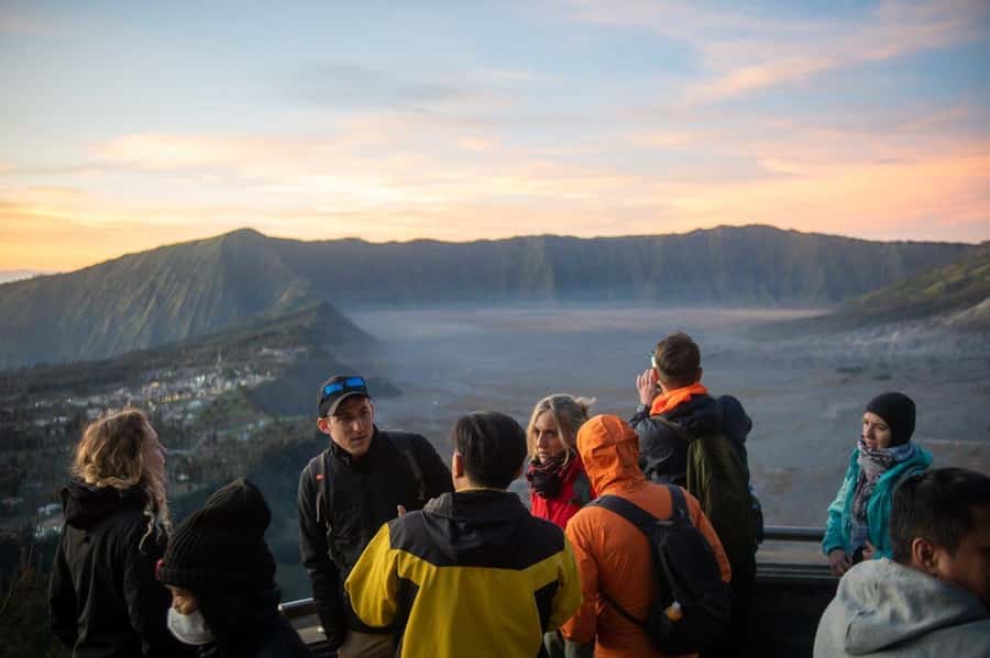 From Surabaya or Malang : Mount Bromo Sunrise Guided Tour - What happens right after the crater: descent, jeep time, and buffet breakfast