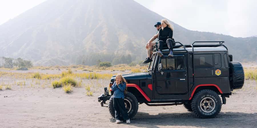 From Surabaya or Malang: Private Mt. Bromo Sunrise Day Trip - From the Jeep to Penanjakan: How You Get Front-Row Sunrise Views