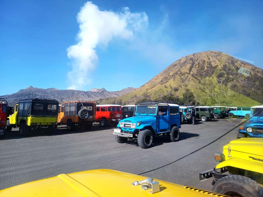 From Surabaya: Private 3-Day Mount Bromo Ijen Tour - Bromo to Ijen: The Transfer That Sets Up the Next Big Night