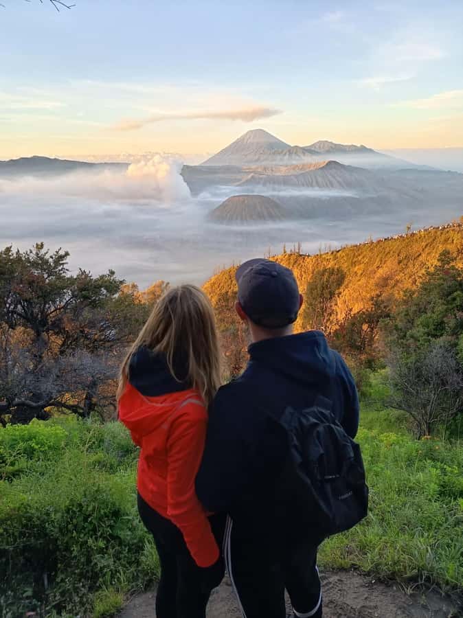 From Surabaya: Private 3-Day Mount Bromo Ijen Tour - Ijen Crater Hike: Blue Fire, Gear, and the Real Timing