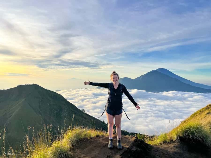 From Ubud: Mount Batur Hiking With Hotspring - Who should book this Mount Batur sunrise hike?