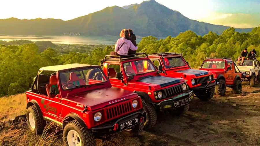 From Ubud: Mount Batur Shared Jeep Sunrise & Hot Spring Tour - What you do in the morning, step by step