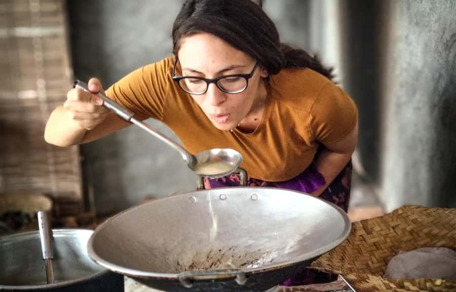 From Ubud: Traditional Bali Coconut Oil Class - Making traditional Bali coconut oil: what the 90 minutes really feel like