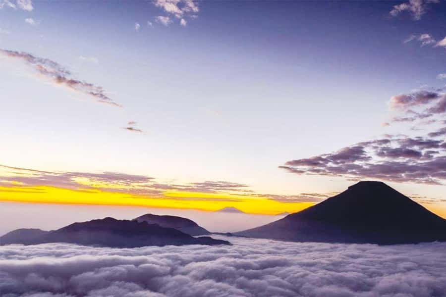 From Yogyakarta: 12-Hour Guided Dieng Plateau Sunrise Trip - Sikunir Hill Sunrise: The Clear-Sky Promise and the Real Deal