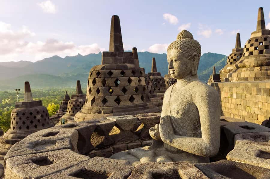 From Yogyakarta: Borobudur Half-Day Tour with Stupa Access - Stupa-level time and panoramic views within a 5-hour schedule