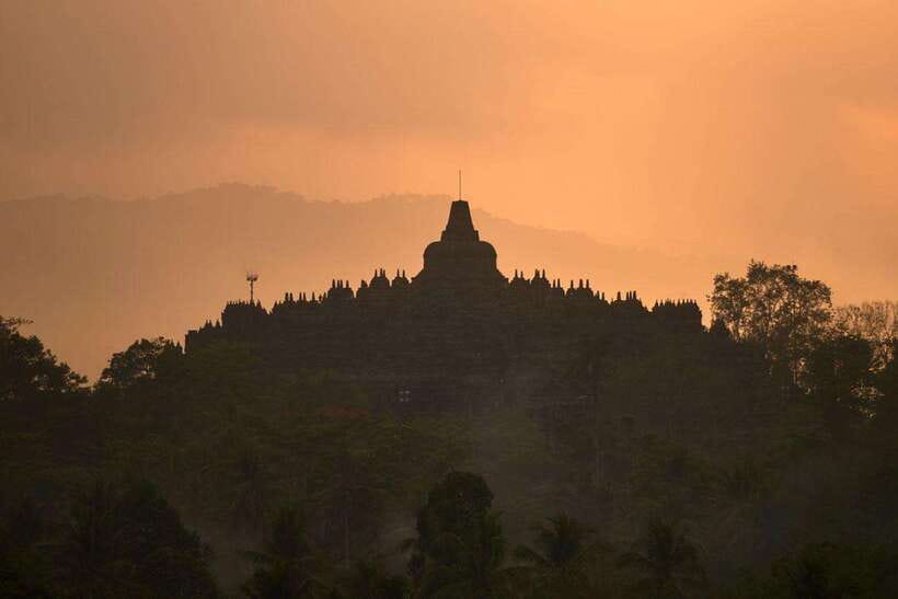 From Yogyakarta: Borobudur Trip with Guided Tour Options - Sunrise, morning, or afternoon, and what changes with each