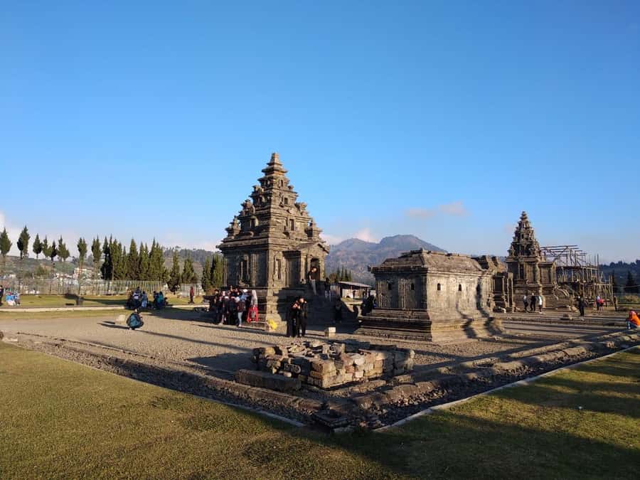 From Yogyakarta : Dieng Plateau Fullday Tour - Dieng viewpoint: where the plateau drama begins