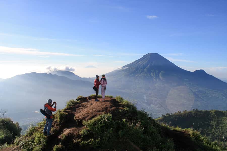 From Yogyakarta: Dieng Plateau Golden Sunrise Guided Trip - Should You Book the Dieng Plateau Golden Sunrise Guided Trip?