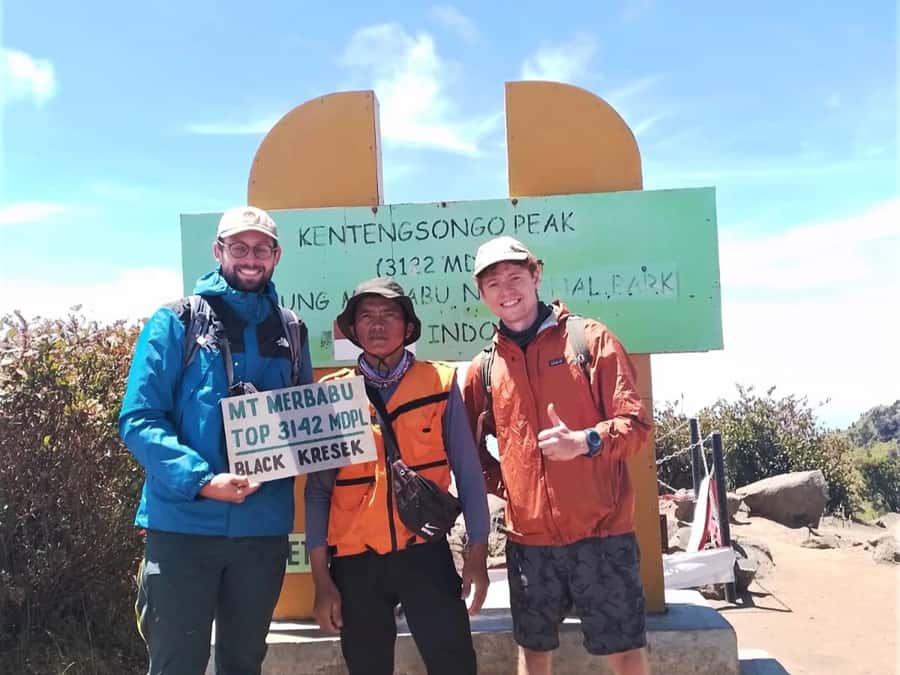 From Yogyakarta: Mount Merbabu One Day Hiking Tour - The summit push to 3,142m and those Merapi glimpses