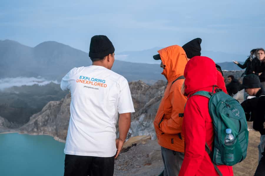 From Yogyakarta or Bali: Bromo & Ijen 3D2N w/ Multi Drop-Off - Where you sleep matters: budget homestays versus standard hotels