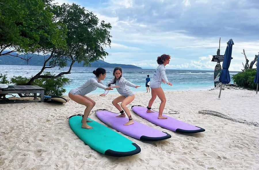 Gili Trawangan: Private Beginner & Intermediate Surf Lessons - Practical expectations: language, group size, and timing