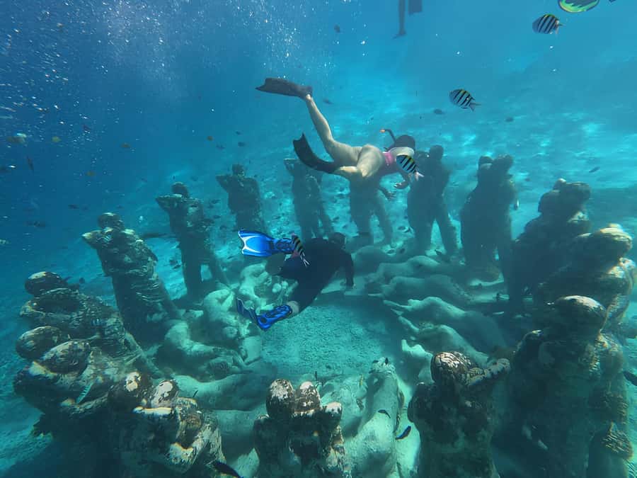 Gili Trawangan: Private Snorkeling 4 Spots Turtle with Gopro - Lunch on Gili Meno, the pause that makes the day feel complete