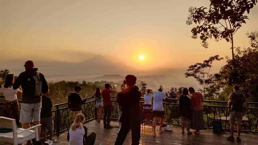 Guarantee Borobudur Structure, Sunrise Stumbu & Prambanan. - Should you book this tour?