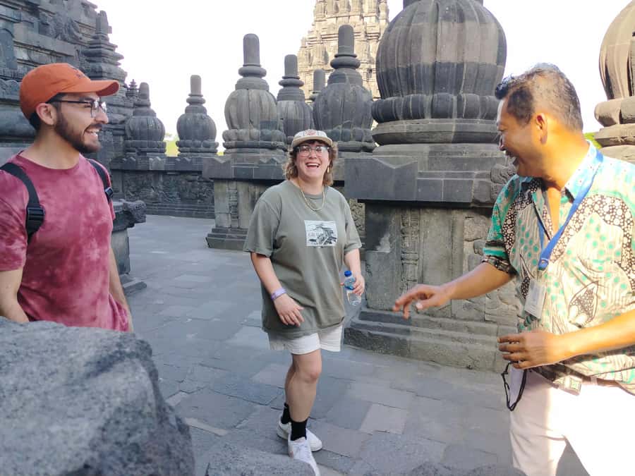 Guarantee Borobudur Structure, Sunrise Stumbu & Prambanan. - Inside Borobudur with an English guide and safety briefing