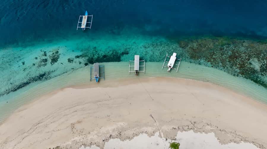 Hidden Gili's Lombok Snorkeling Daily Tour - Gili Bidara snorkeling: easier conditions, coral close by