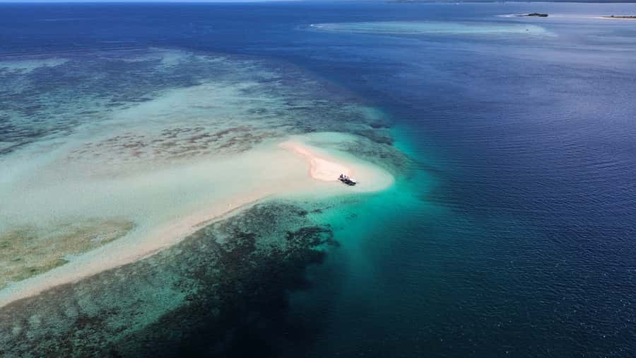 Hidden Gili's Lombok Snorkeling Daily Tour - Gili Kapal and Gili Kondo: beach time with lunch and a second snorkeling chance