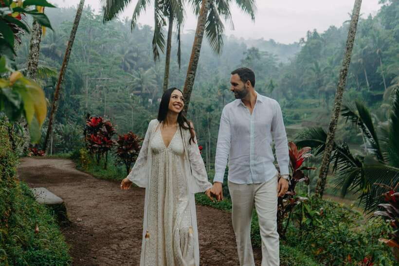 Hire Bali Private Professional Photographer with Edit Photos - Who you might be with: Artha, Nyoman, and Kadek examples