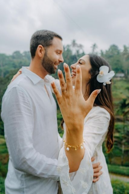 Hire Bali Private Professional Photographer with Edit Photos - Ubud Signature photoshoot: rice terraces to temples to Mason Elephant Park