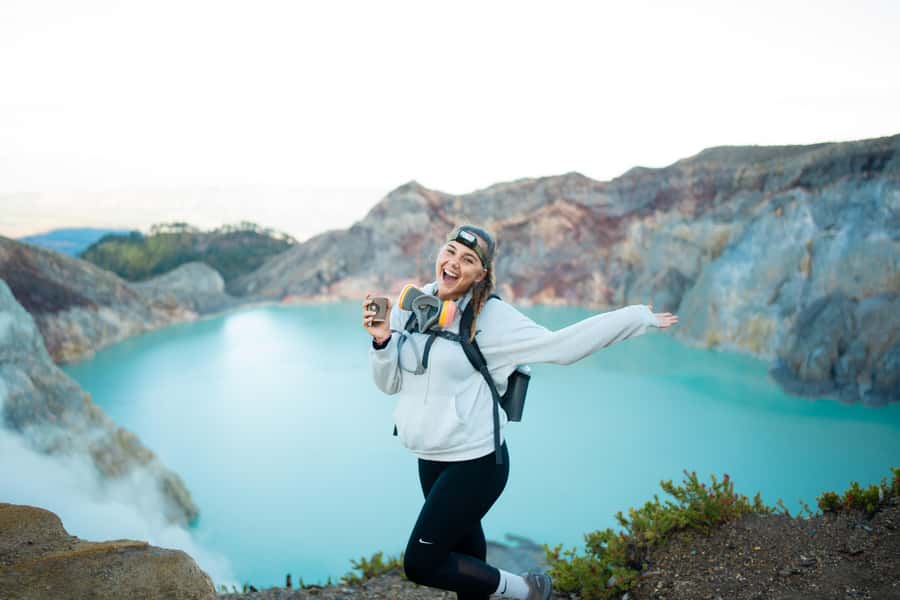 Ijen Crater Blue Fire & Sunrise - The 00:00 Start From Bali or Banyuwangi, Plus Two Ferry Crossings