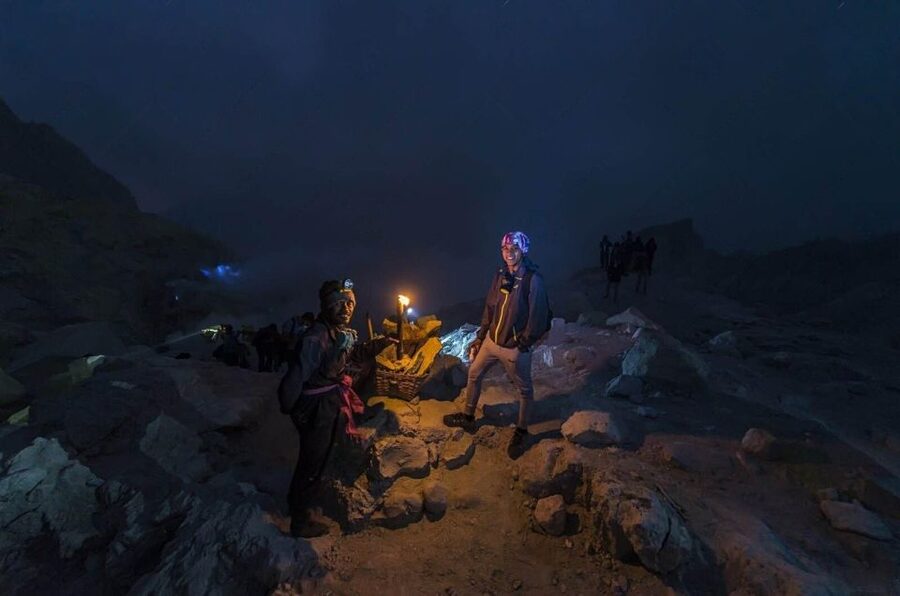 Ijen Private Guided Tour with Sunrise from Bali or West Java - Safety and included gear: sulfur area readiness