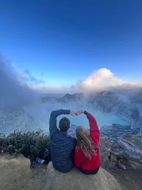 Ijen Volcano Midnight Hike with Blue Fire & Guide (SHARING) - The climb to the crater: steady uphill, about 3.8 km each way