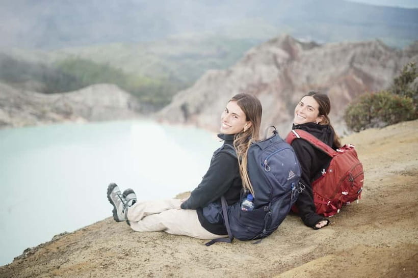 Ijen Volcano Midnight Hike with Blue Fire & Guide (SHARING) - How the blue fire experience actually works on the ground