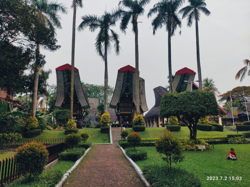 Indonesia Miniature in Park and Jakarta Highlights Tour - The guides make the day: Neti, Eddie, and what great guiding feels like
