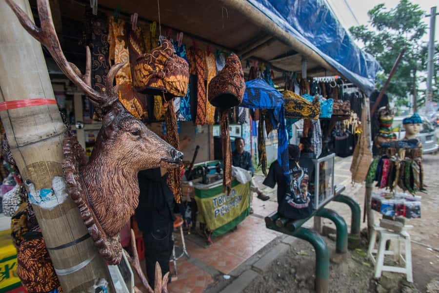 Jakarta: Bandung Volcano Day Tour - Who should book this tour, and who might want a different plan