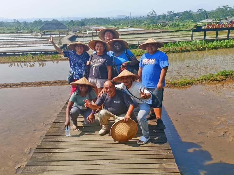 Jakarta Bogor Botanical Garden, Waterfall and Rice Terrace - Who should book this tour, and who might want a different plan