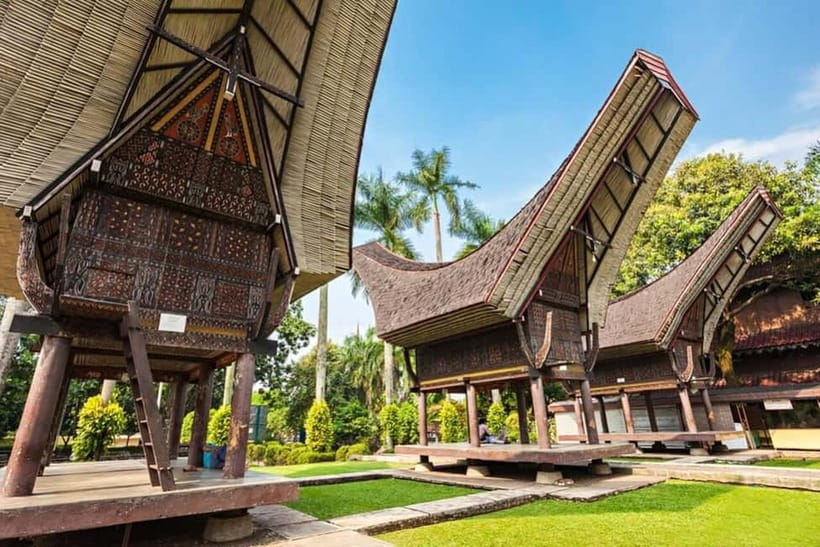 Jakarta: Cable Car Ride at Mini Indonesia Cultural Park - The zero-emission park idea, and how it changes your day