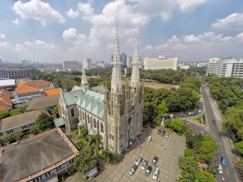 Jakarta: Half-Day Highlights Tour - What to Bring, What Not to Bring, and How to Stay Comfortable