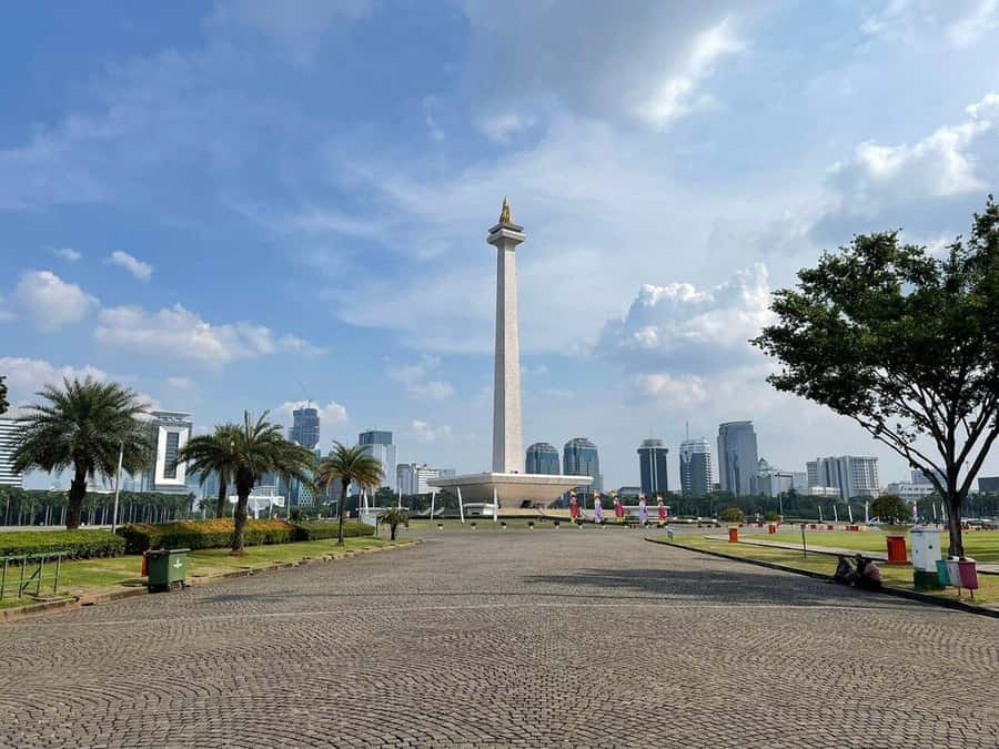 Jakarta: Private Half-Day Tour Highlight of Jakarta - Merdeka Square and Monas: independence told in dioramas