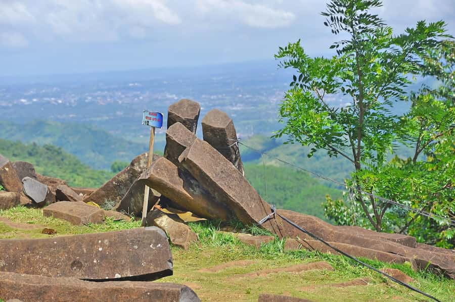 Jakarta Private Tour : Situs Gunung Padang - Comfort, Shoes, and Weather at 885 m