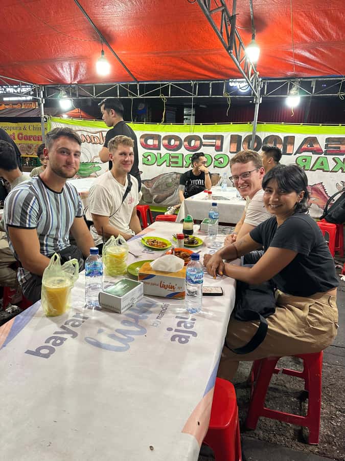 Jakarta: Street Food Tour with a Local Guide - What to Bring, and How to Be a Confident Food Tour Customer