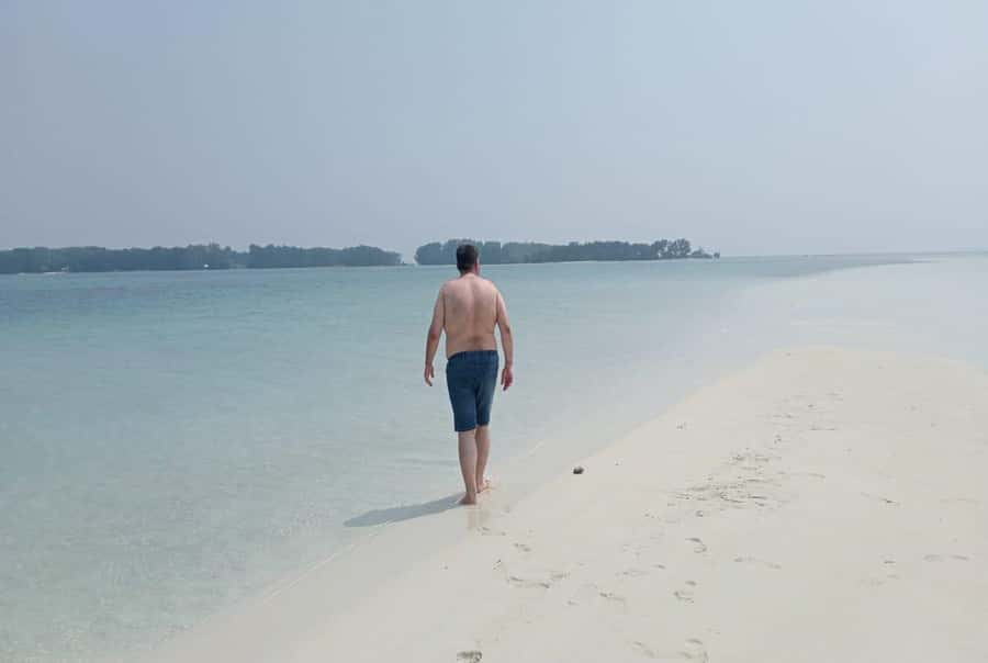 Jakarta: Thousand Island Tour with Canoeing and Snorkeling - Who this tour suits best